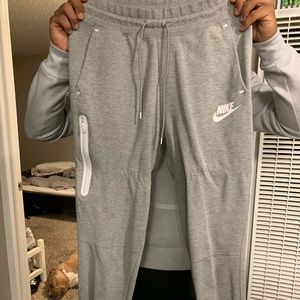 nike joggers